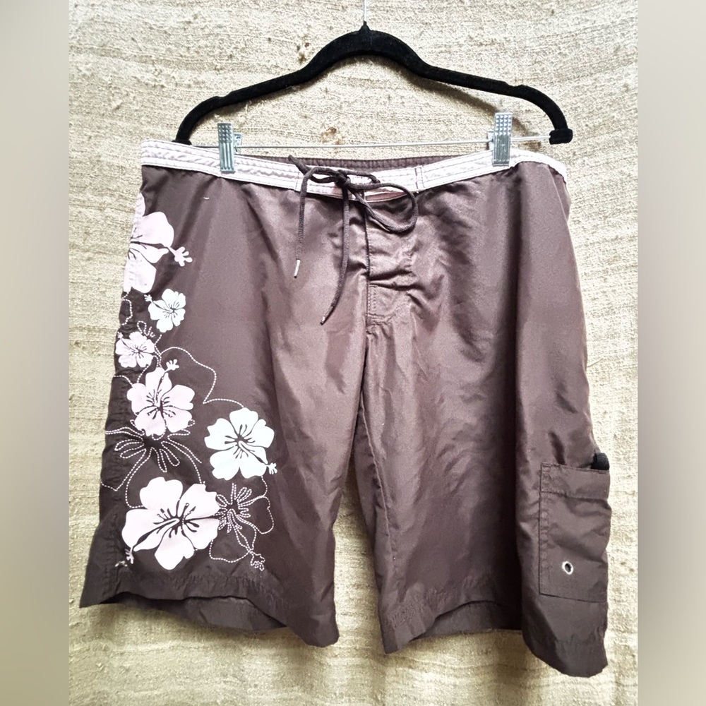 Women's Cocoa Brown pink hibiscus Board Shorts,Velcro closure & lace tie. Used.